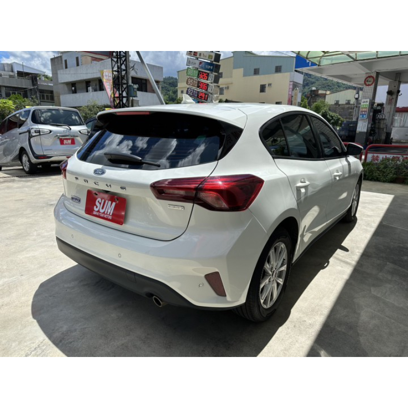 FORD  FOCUS 5D 2023年/已售出