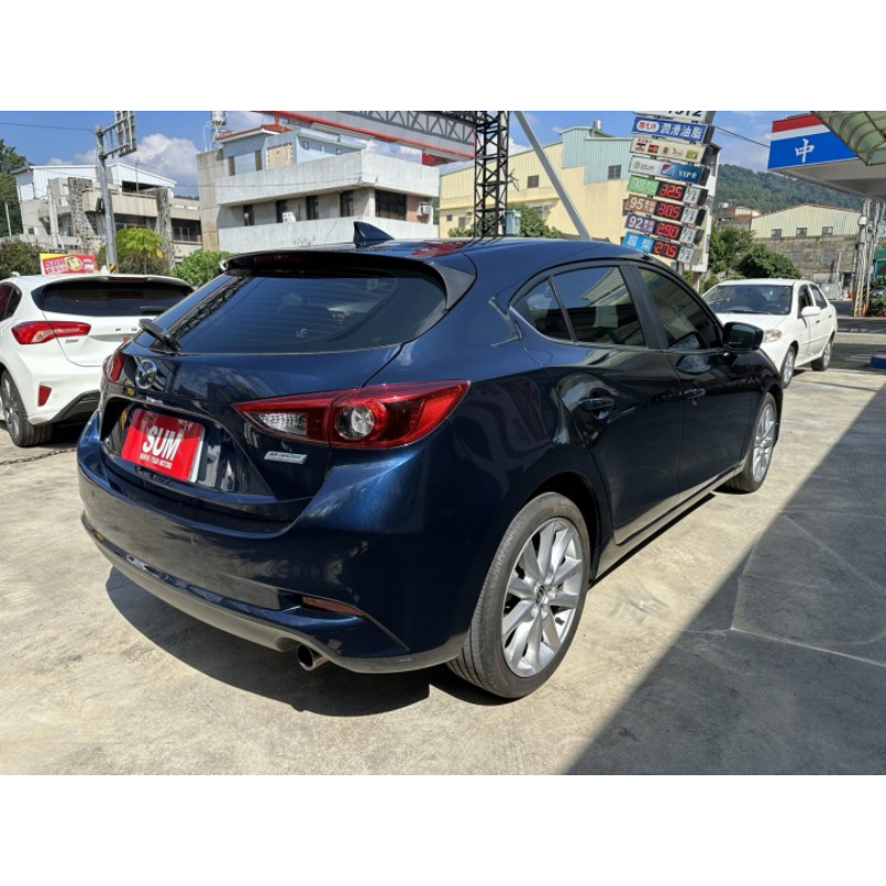 MAZDA  MAZDA 3 5D 2017年