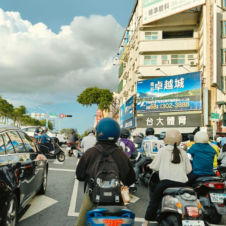 N-0063D-近台南好市多  文賢路商圈  新市交流道