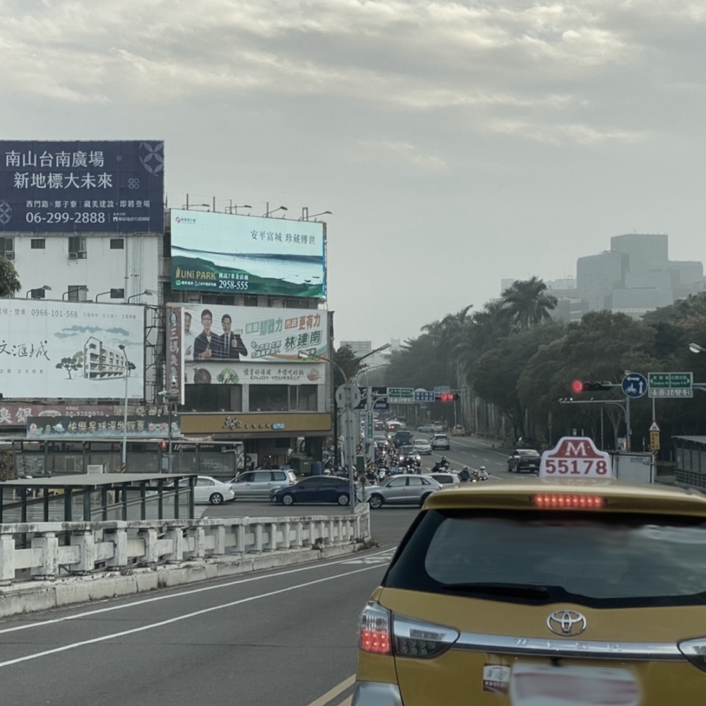 N-0839 台南 北門路 下開元陸橋旁往火車站方向