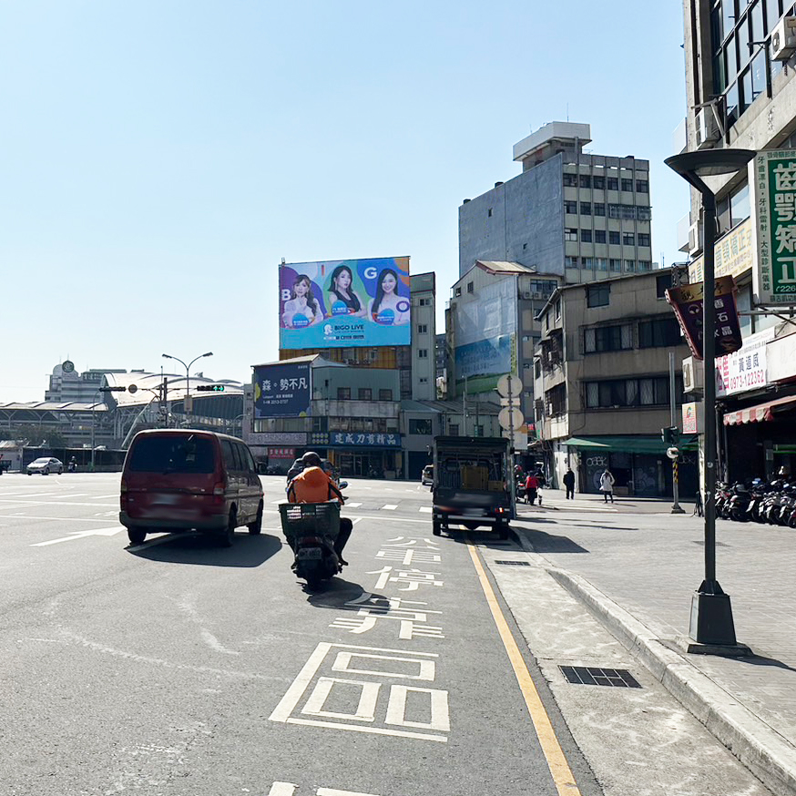 H-0221 台中 中區 建國路 綠川東街 台中車站