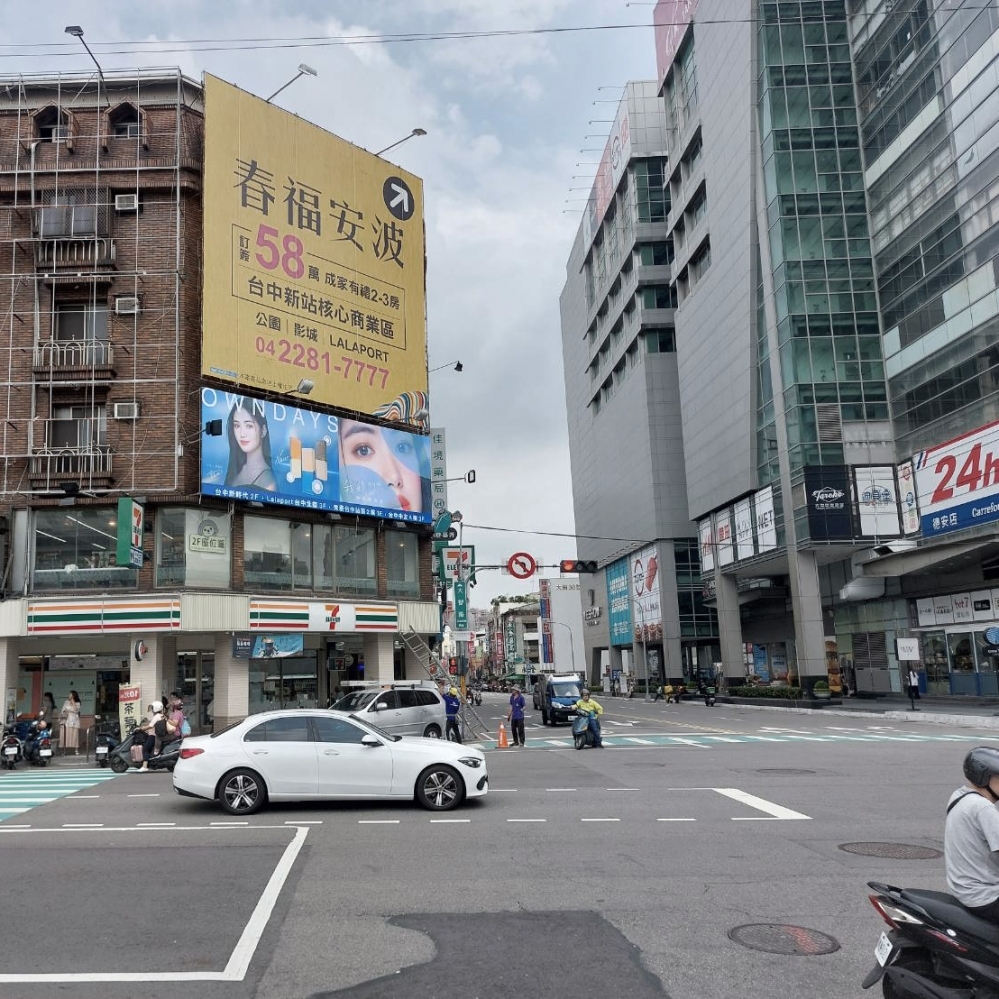 H-0649 台中 東區 復興路四段 LaLaport 台中車站