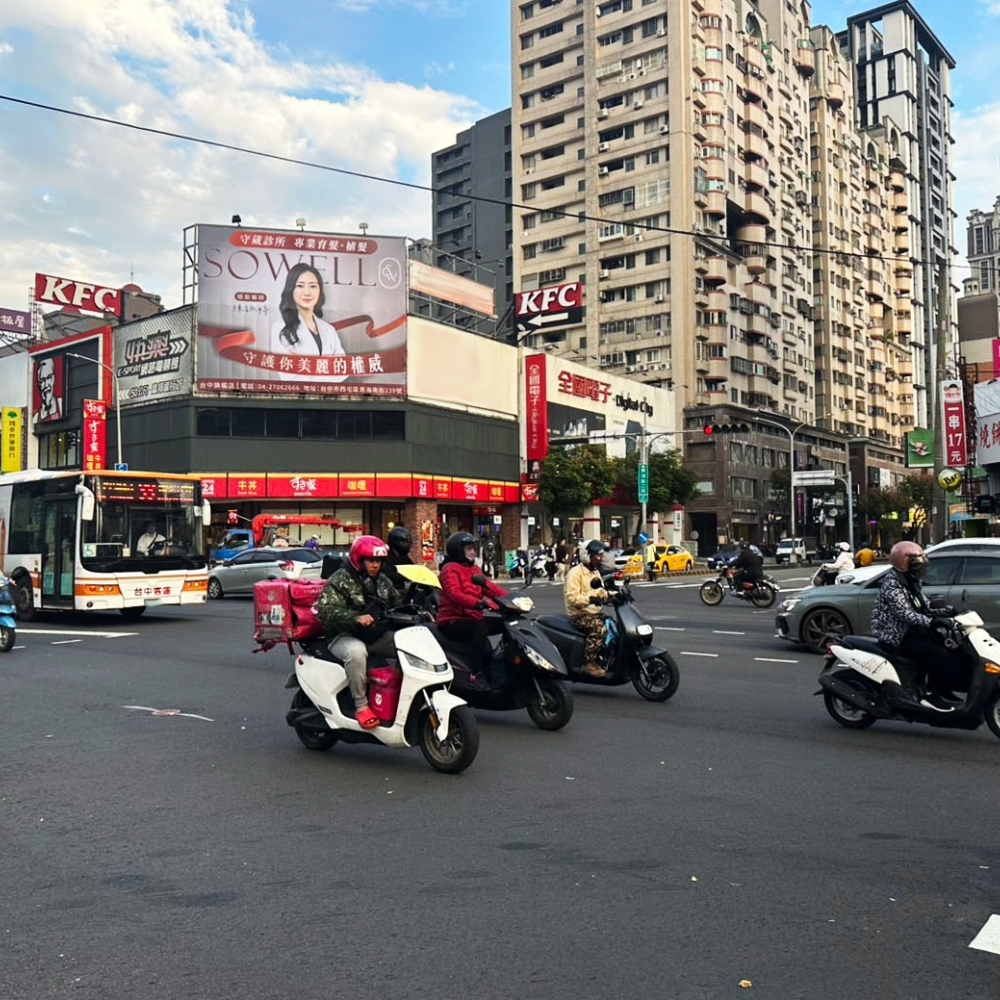 H-0349AB 台中 西屯 河南路VS青海路