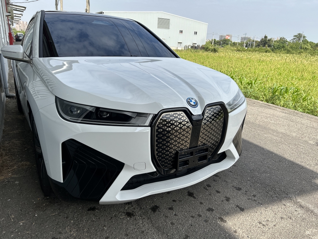 BMW IX | LNPPF | 漆面保護膜 | 台南汽車包膜
