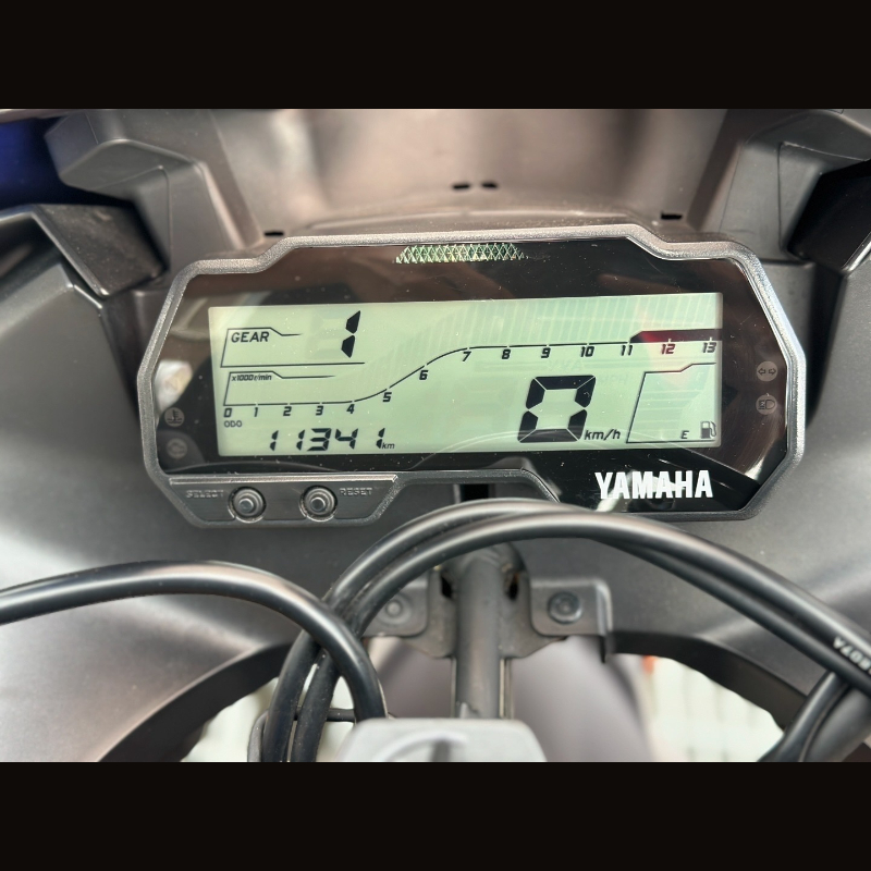 YAMAHA R15V3金倒叉