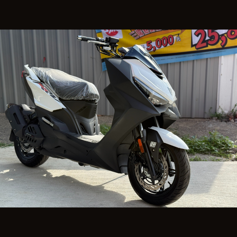 光陽 KYMCO KRV180 ABS TCS(moto鏈條版)