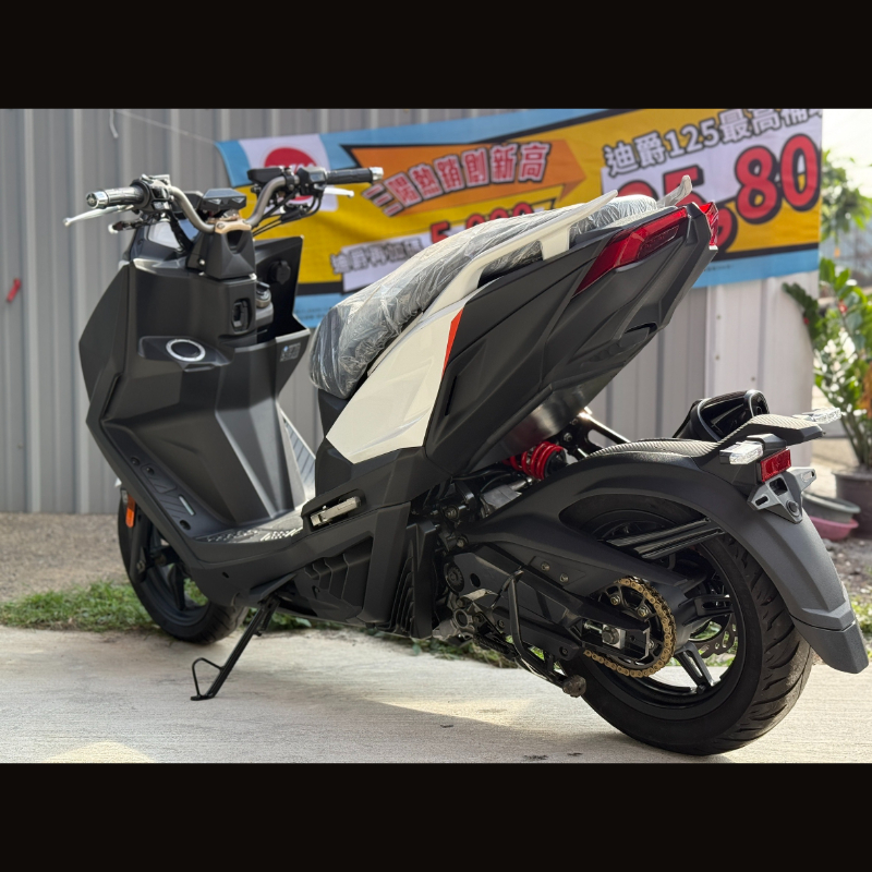 光陽 KYMCO KRV180 ABS TCS(moto鏈條版)