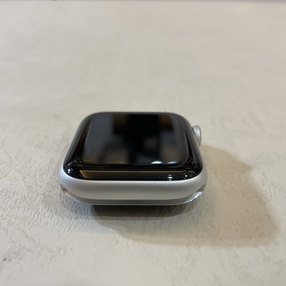 「二手精選」 Apple Watch S4 gps 44mm 星光色