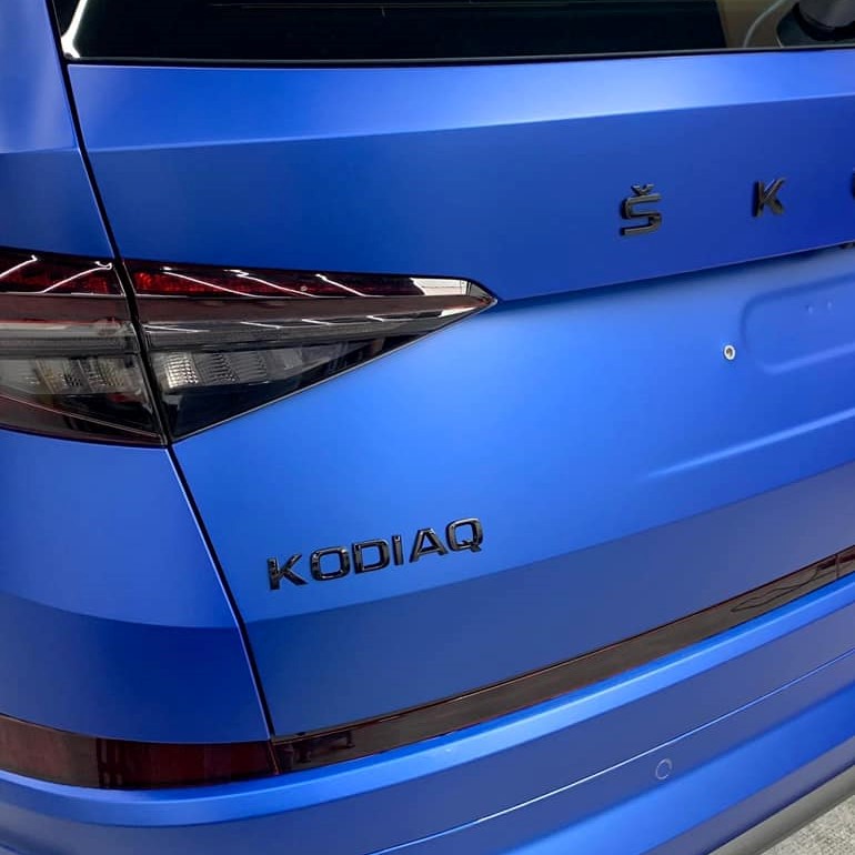 Skoda Kodiaq RS 爵士藍消光犀牛皮