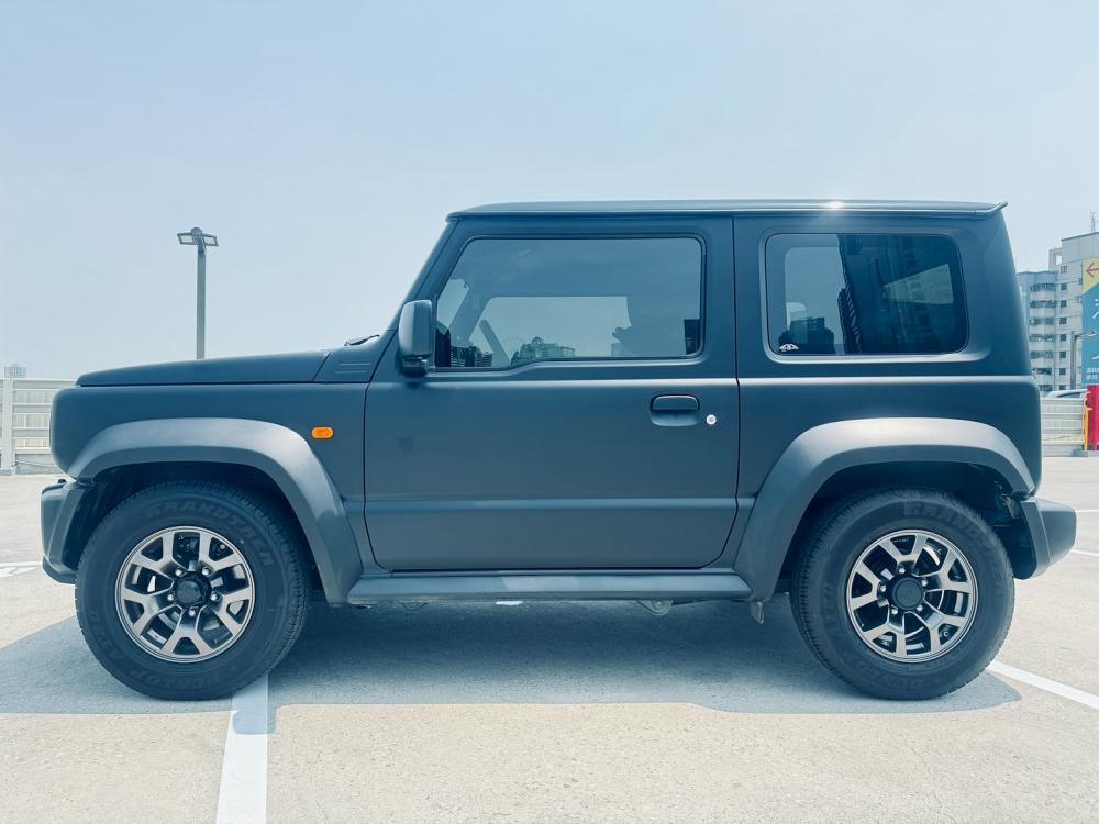 Suzuki Jimny 全車改色消光武士黑