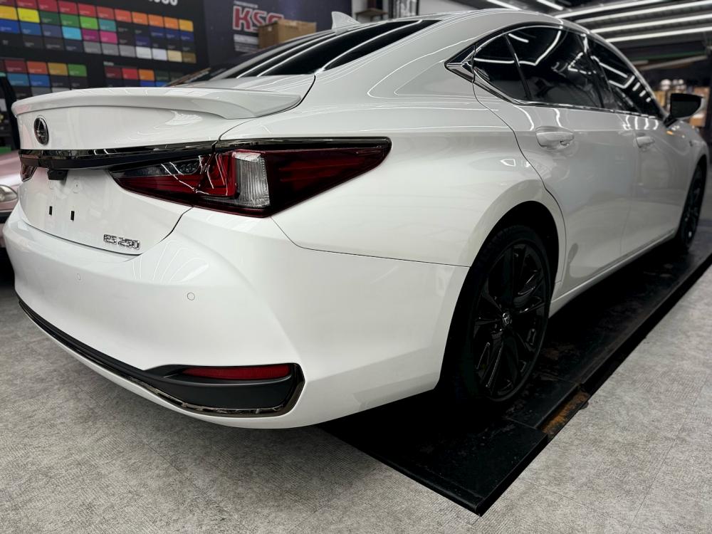 Lexus ES250 水晶鍍膜