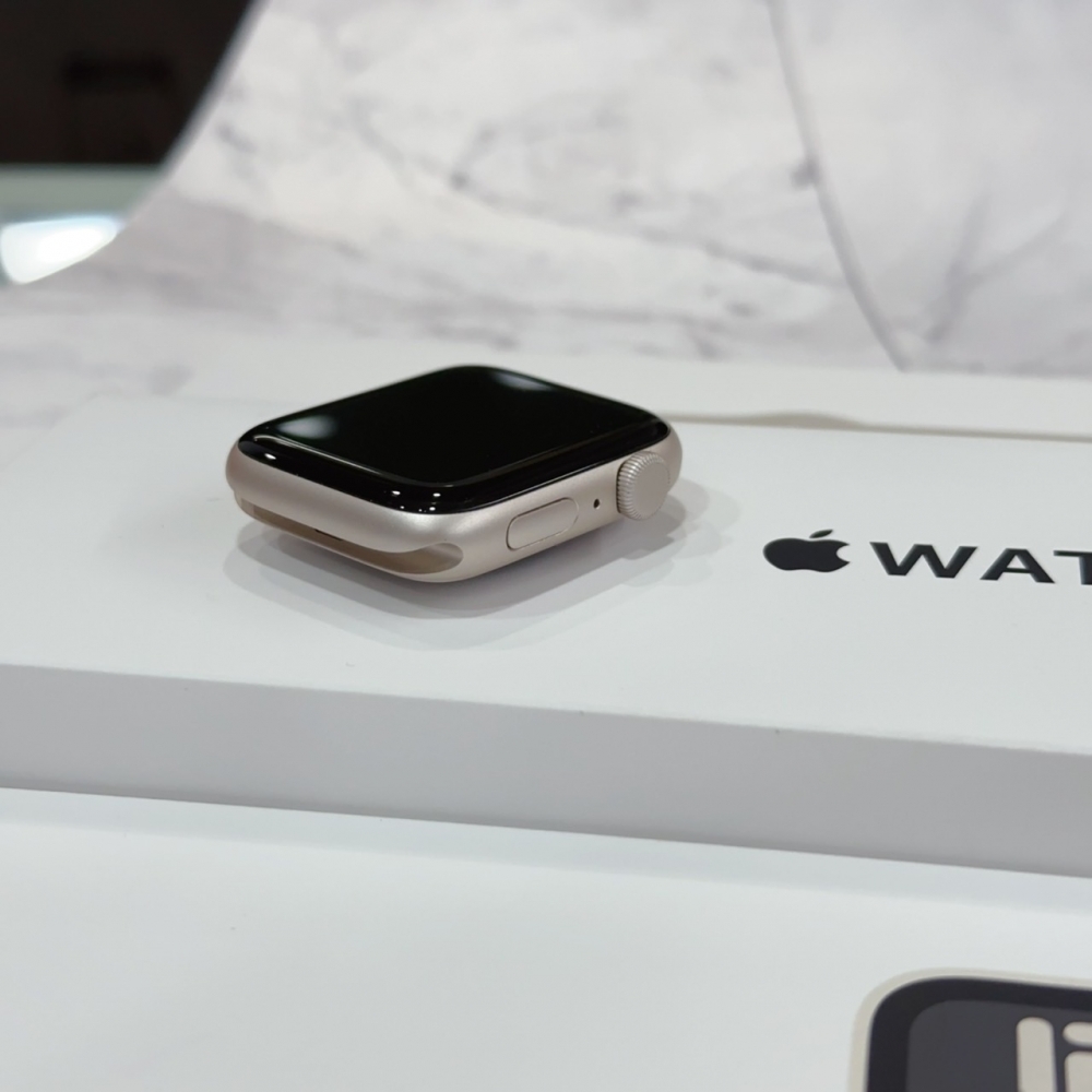 Apple Watch SE2 44mm GPS 保固2025.8.6 電池100% 星光色 A2723 #6660