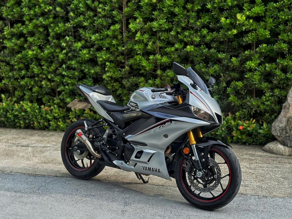 YAMAHA YZF-R3