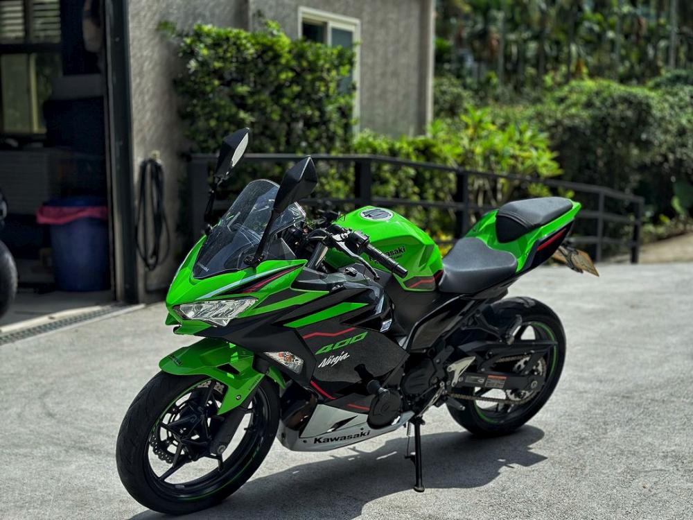 KAWASAKI NINJA400