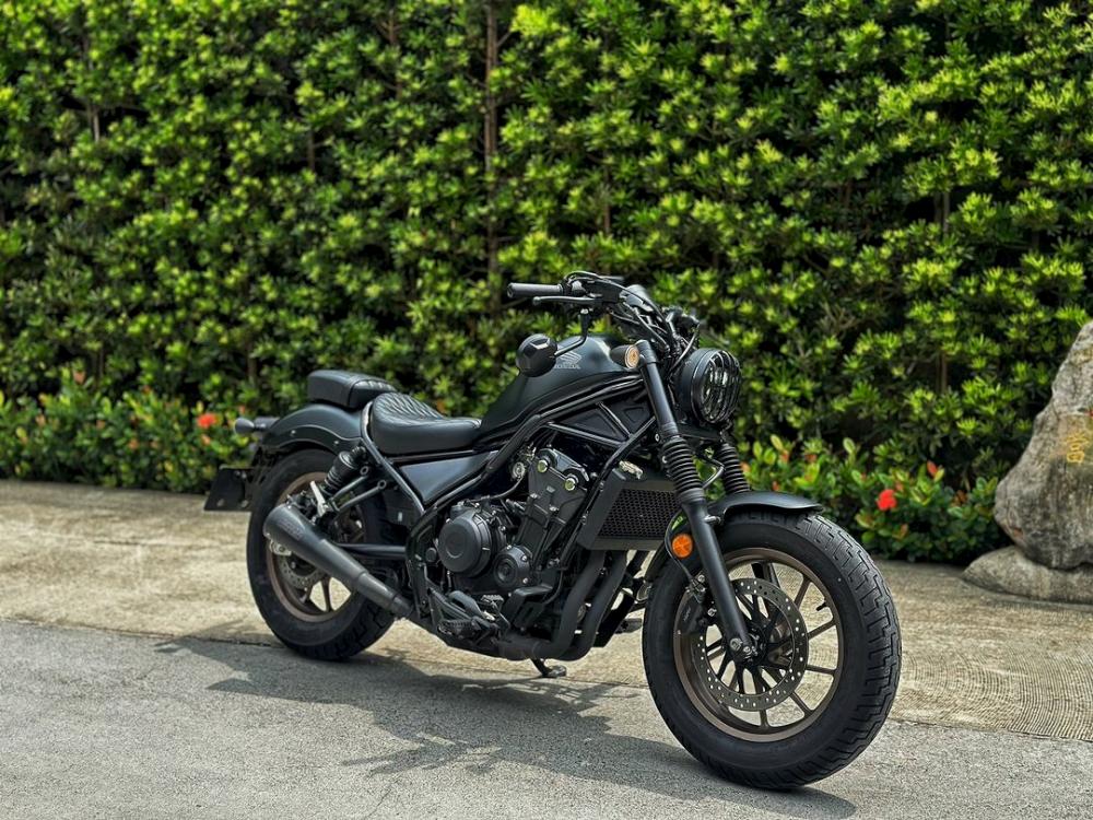 HONDA REBEL500