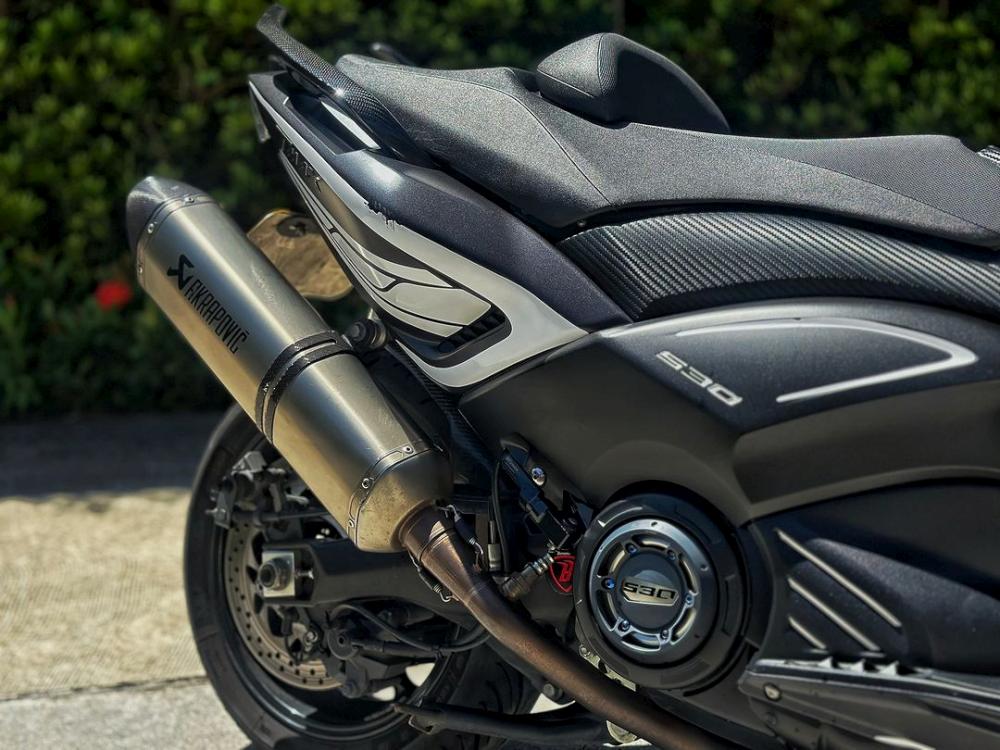 YAMAHA T-MAX 530