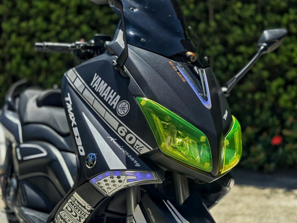 YAMAHA T-MAX 530