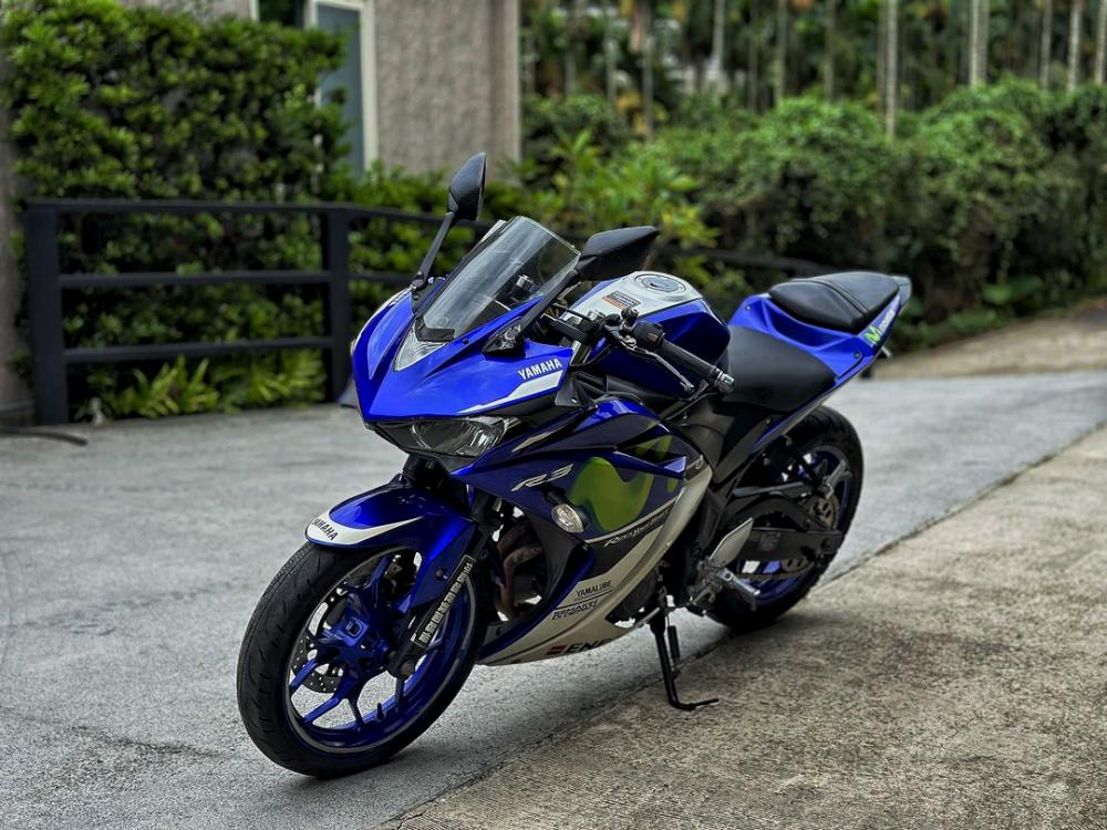 YAMAHA YZF-R3