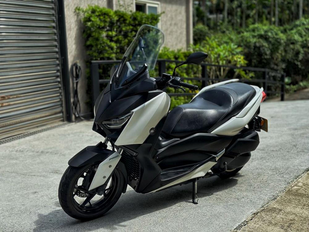 YAMAHA X-MAX