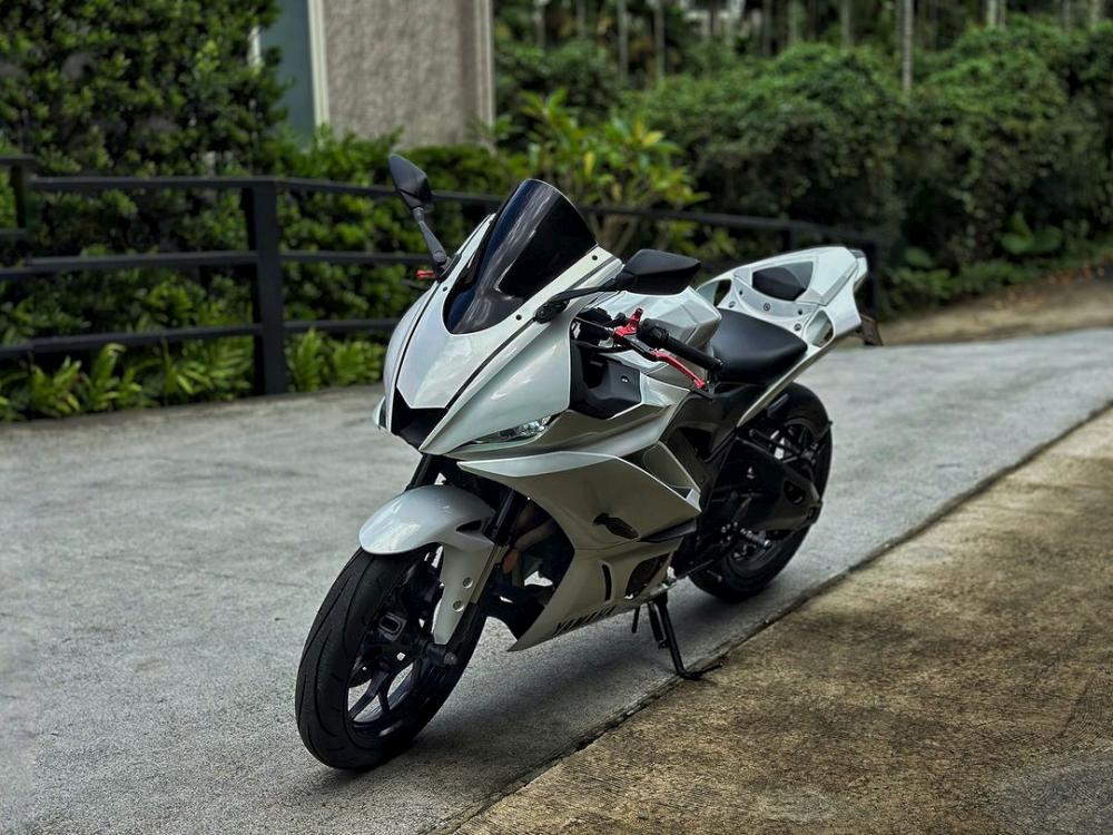 YAMAHA YZF-R3