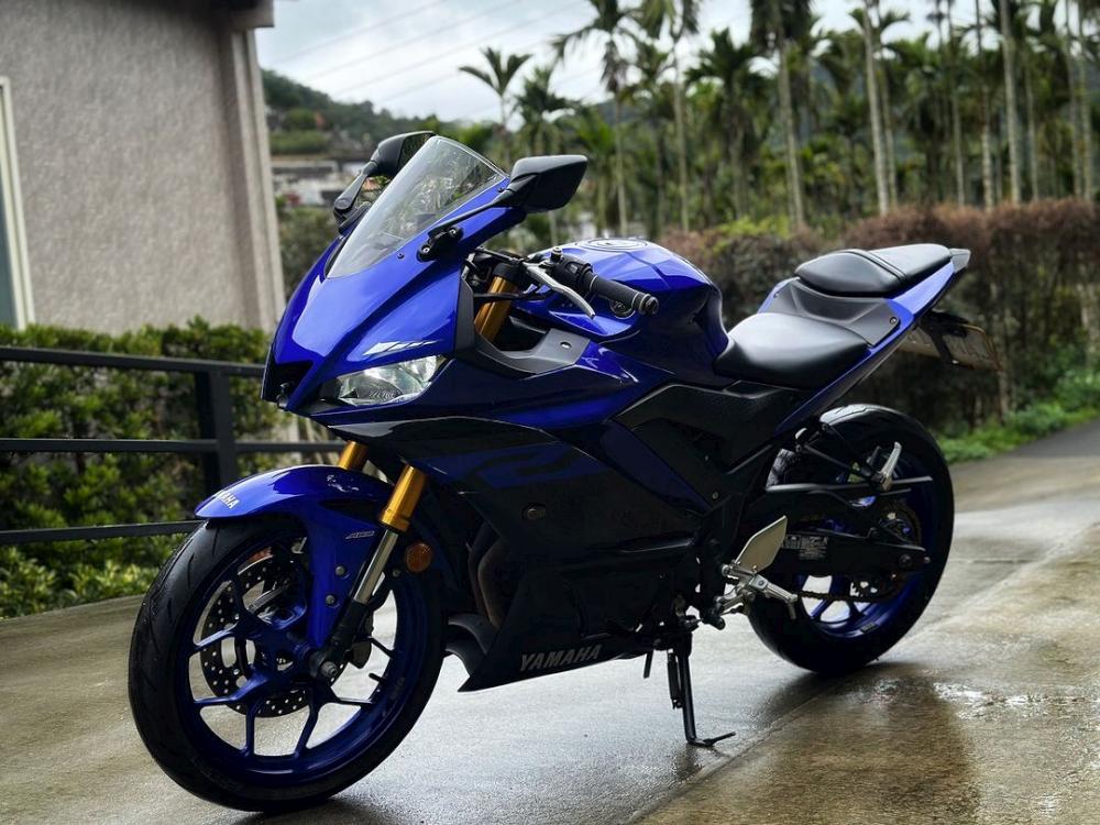 YAMAHA YZF-R3