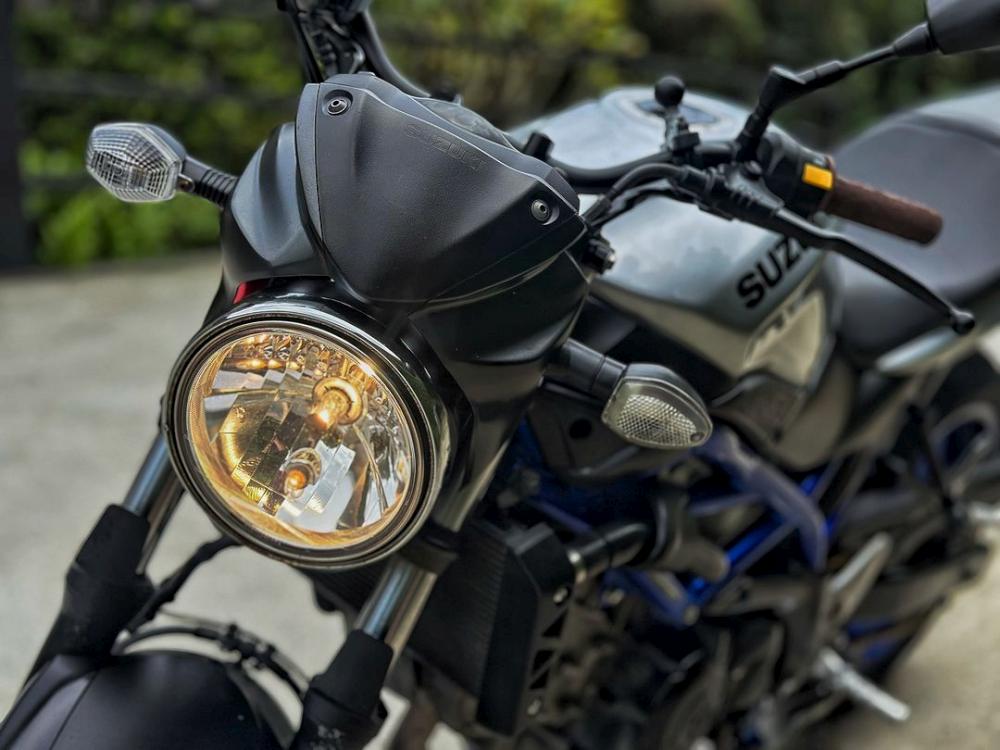 SUZUKI SV650