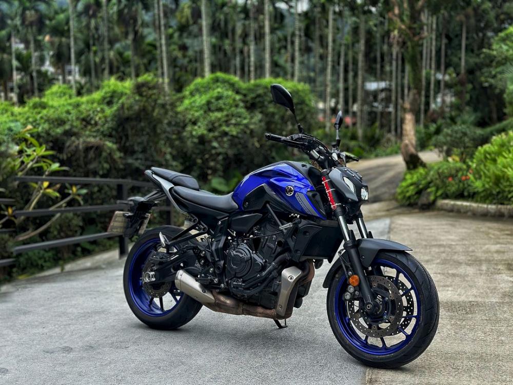 YAMAHA MT-