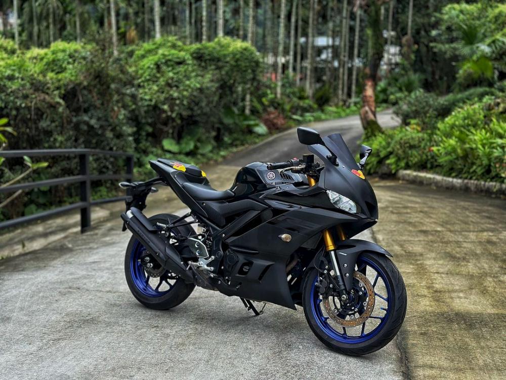 YAMAHA YZF