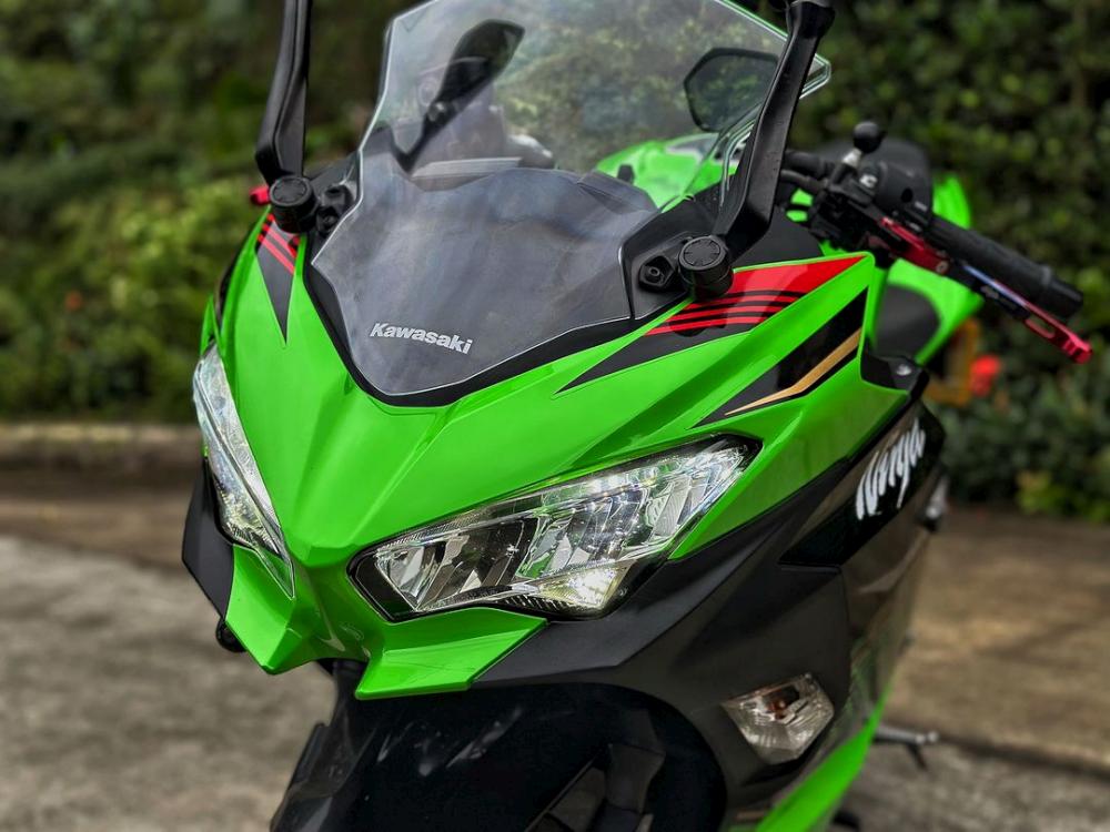 KAWASAKI NINJA400