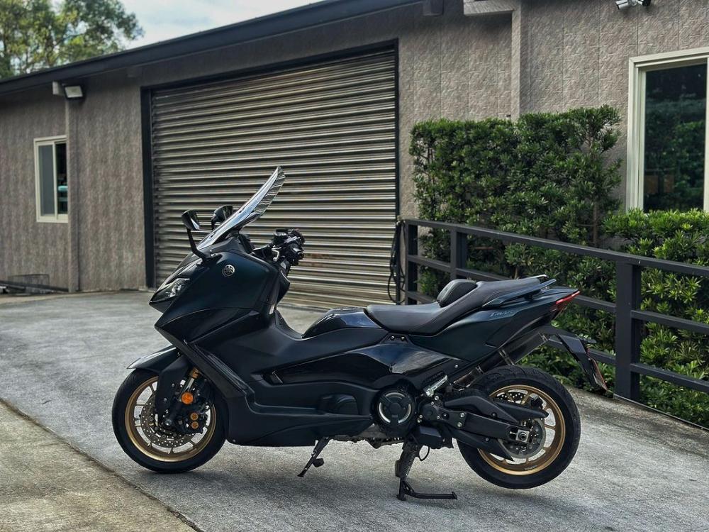 YAMAHA T-MAX 560Tech MAX