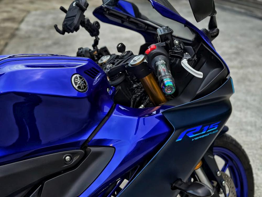 YAMAHA YZF-R15V4