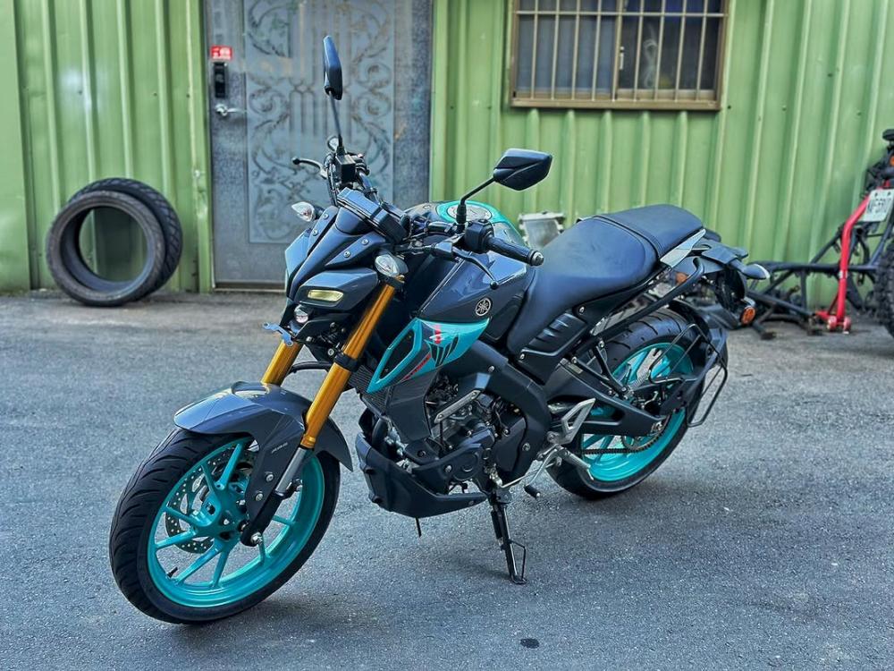 YAMAHA MT-15