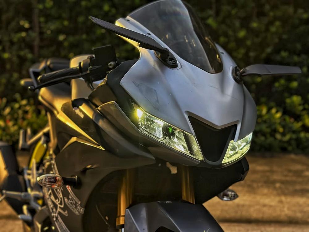 YAMAHA YZF-R15V3