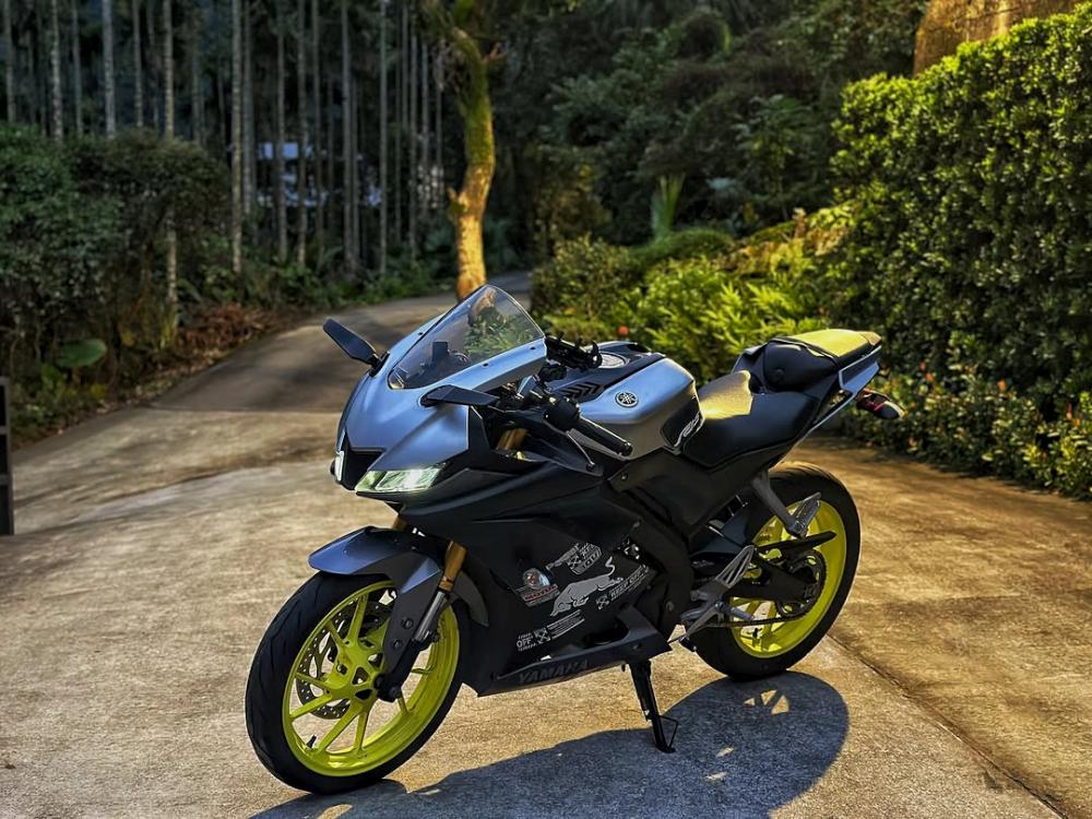 YAMAHA YZF-R15V3