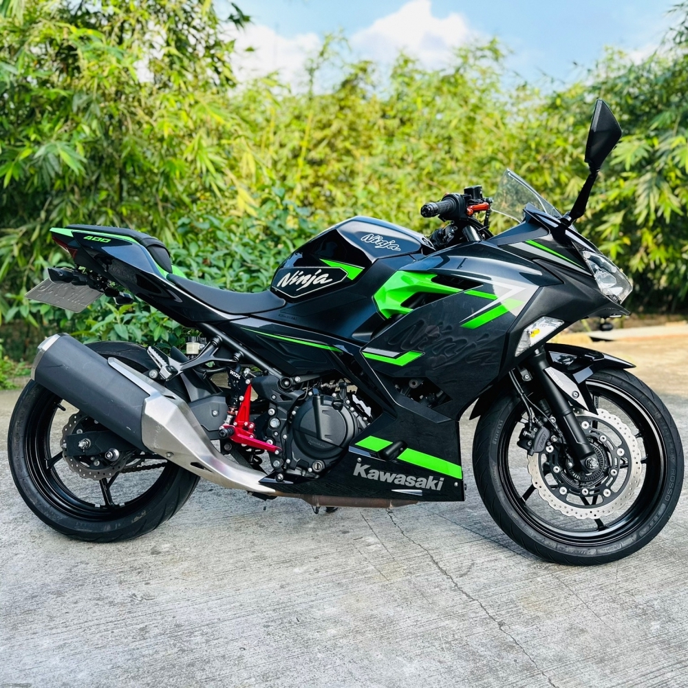 Kawasaki Ninja 400