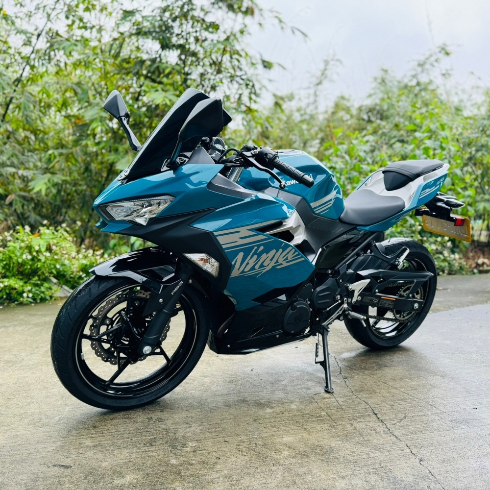 Kawasaki Ninja 400