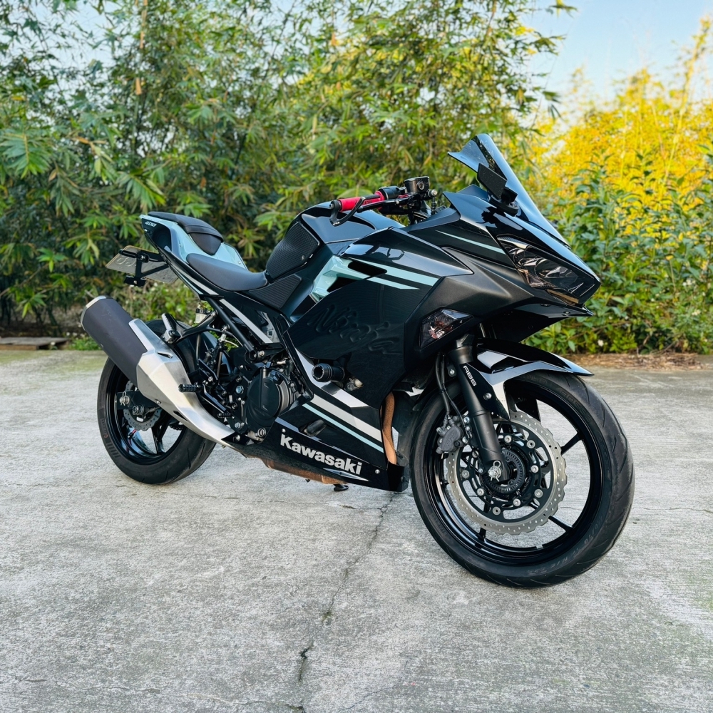 Kawasaki Ninja 400