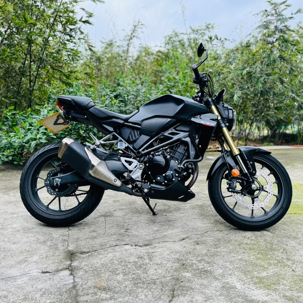 Honda CB300R 新款檔顯滑離