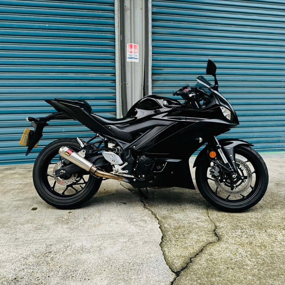 Yamaha R3 公司車