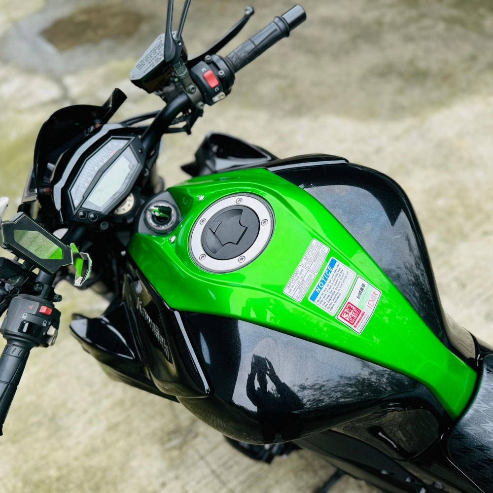 Kawasaki Z1000四代末代滑離