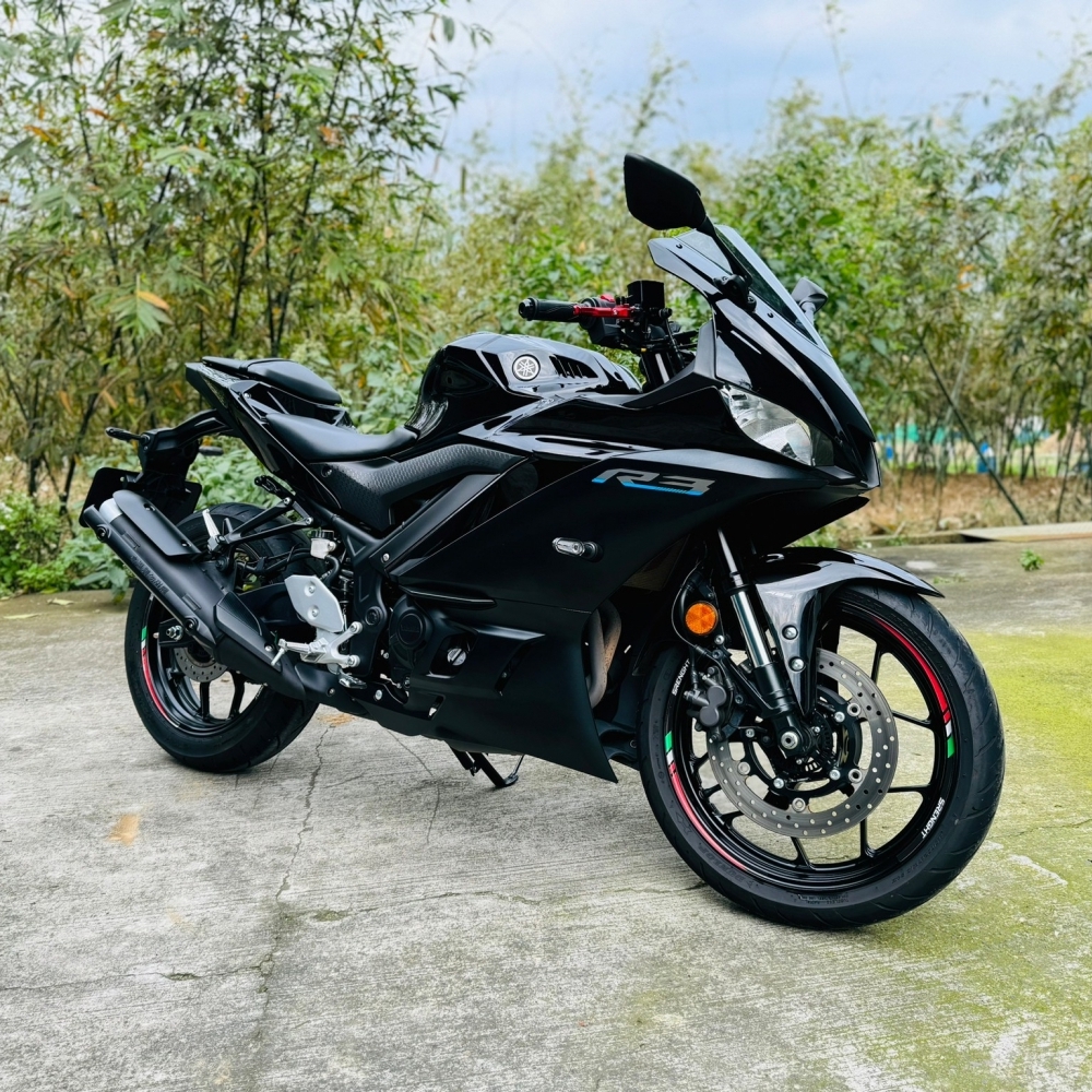 Yamaha R3 公司車