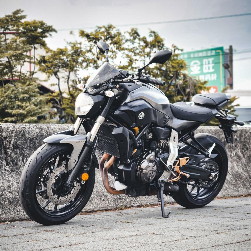 YAMAHA MT-07