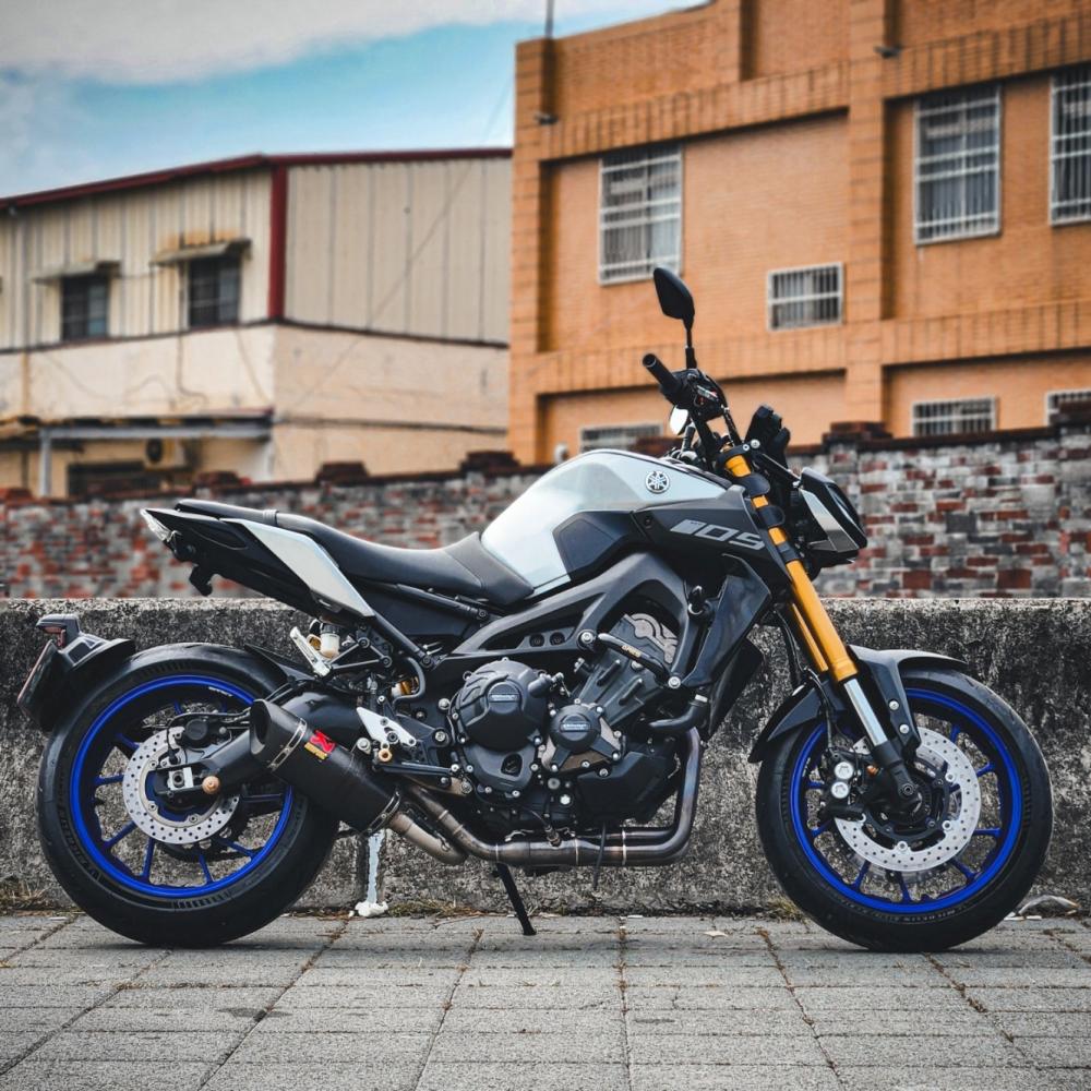 YAMAHA MT-09sp