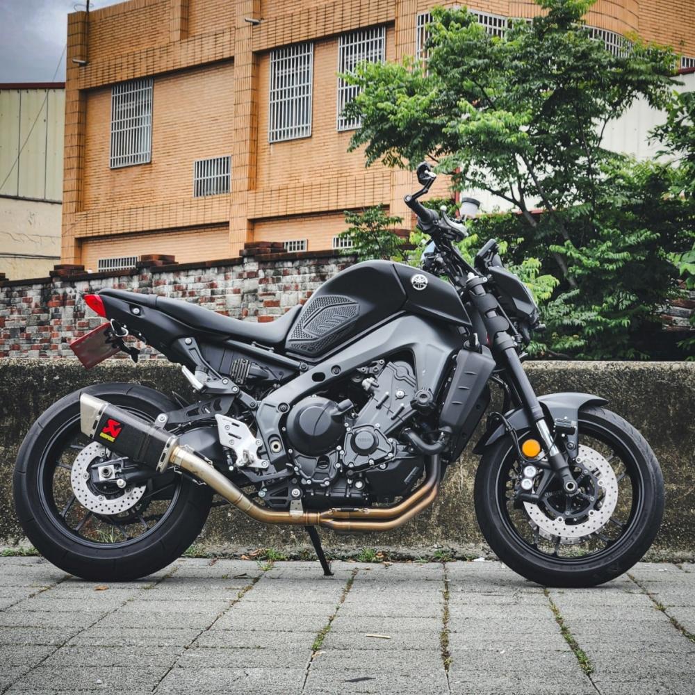 YAMAHA MT-09