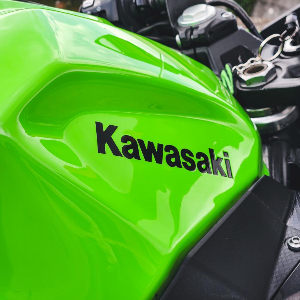 KAWASAKI Ninja400