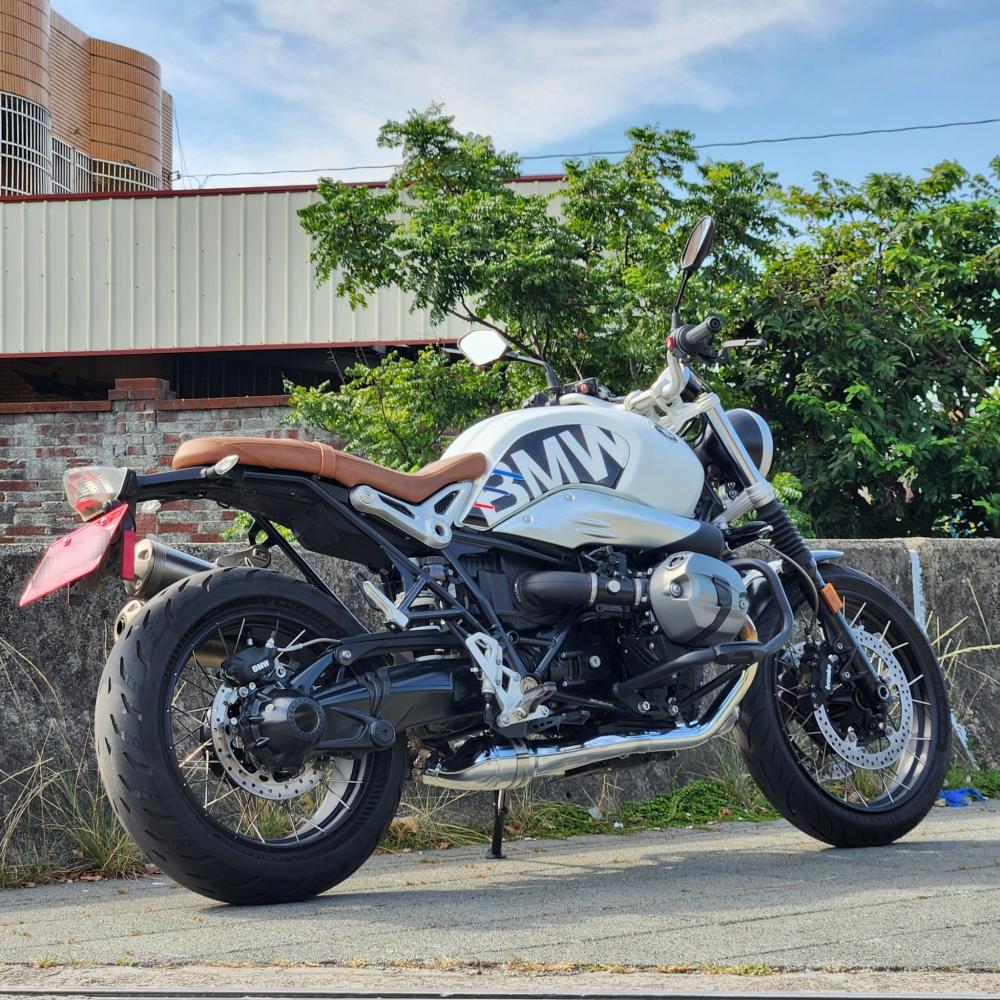 BMW R nineT scrambler