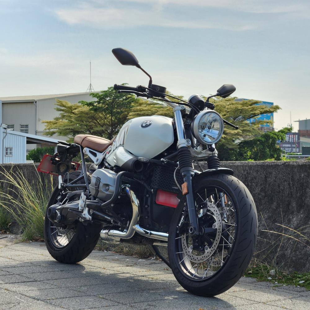 BMW R nineT scrambler