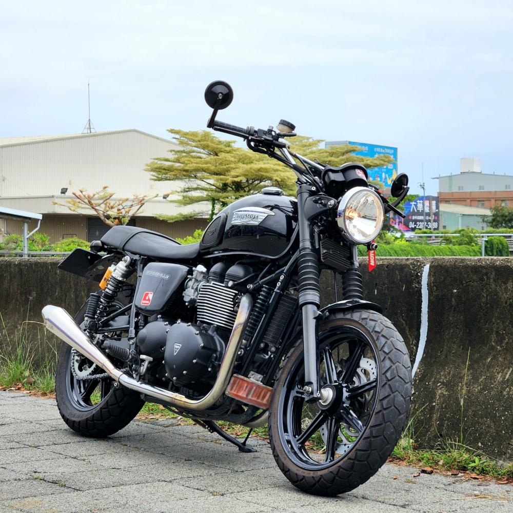 Triumph Bonneville SE