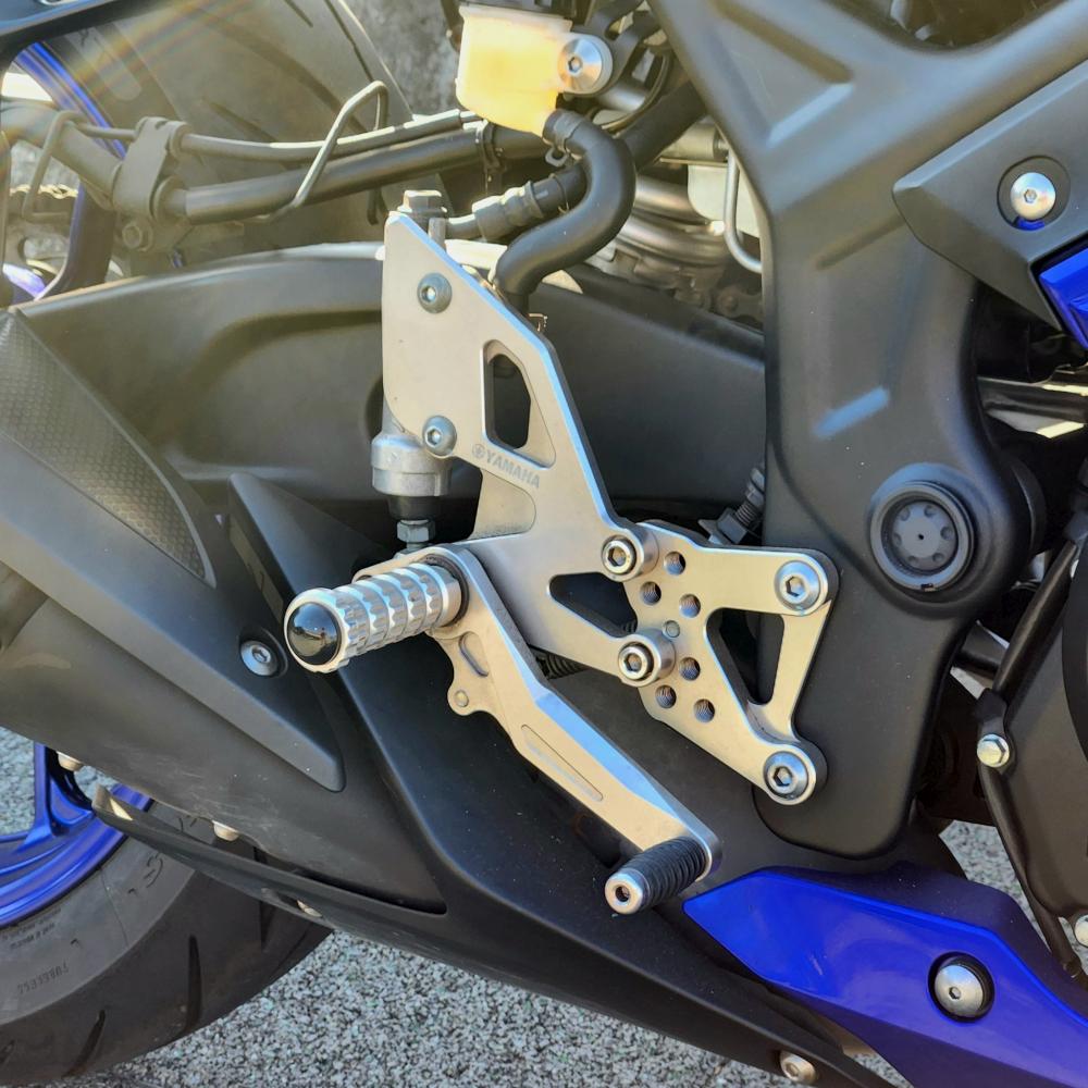 YAMAHA YZF-R3