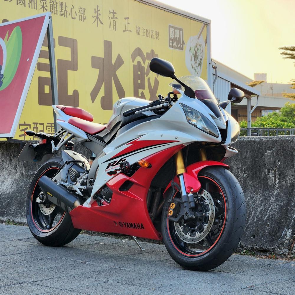 YAMAHA YZF-R6